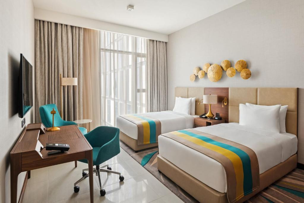 Holiday Inn Twin Room