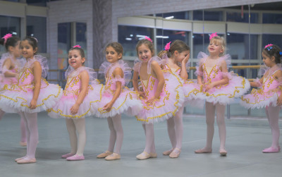 MELODIE — introductory ballet class for children aged 6 to 8
