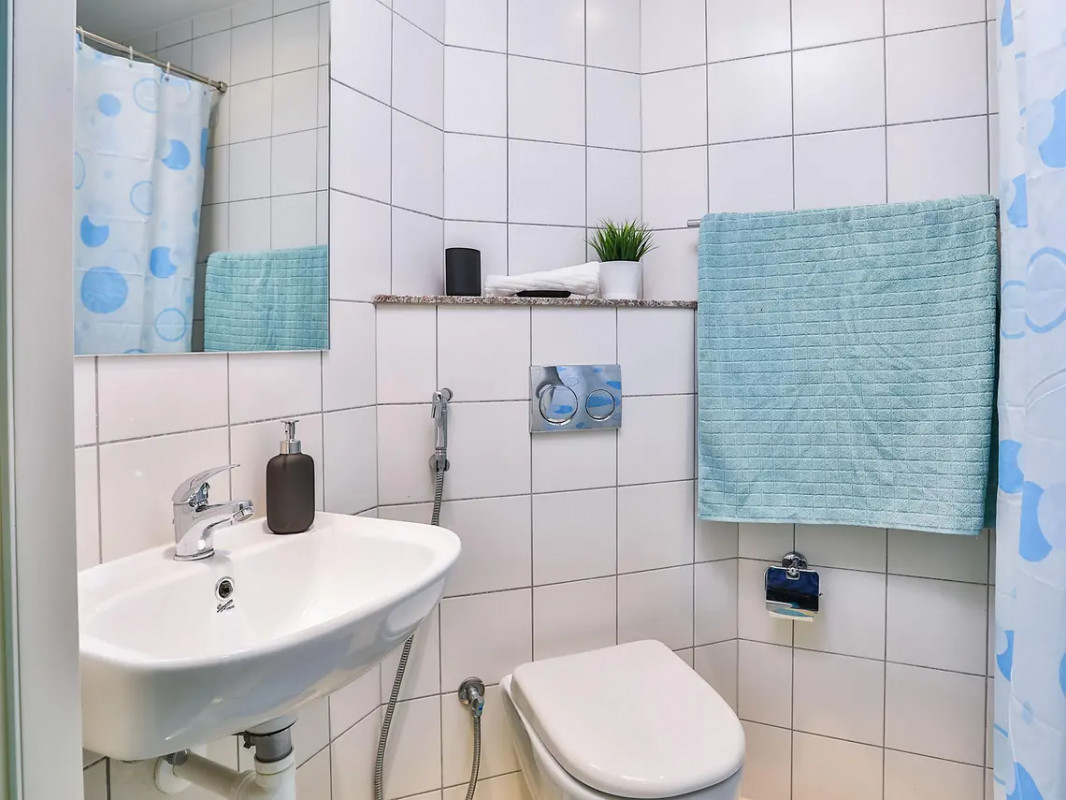 Yugo Single Room
